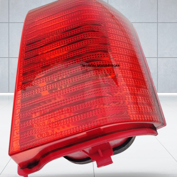 FARO ( FANALE ) POSTERIORE DESTRO MICROCAR MC1 MC2